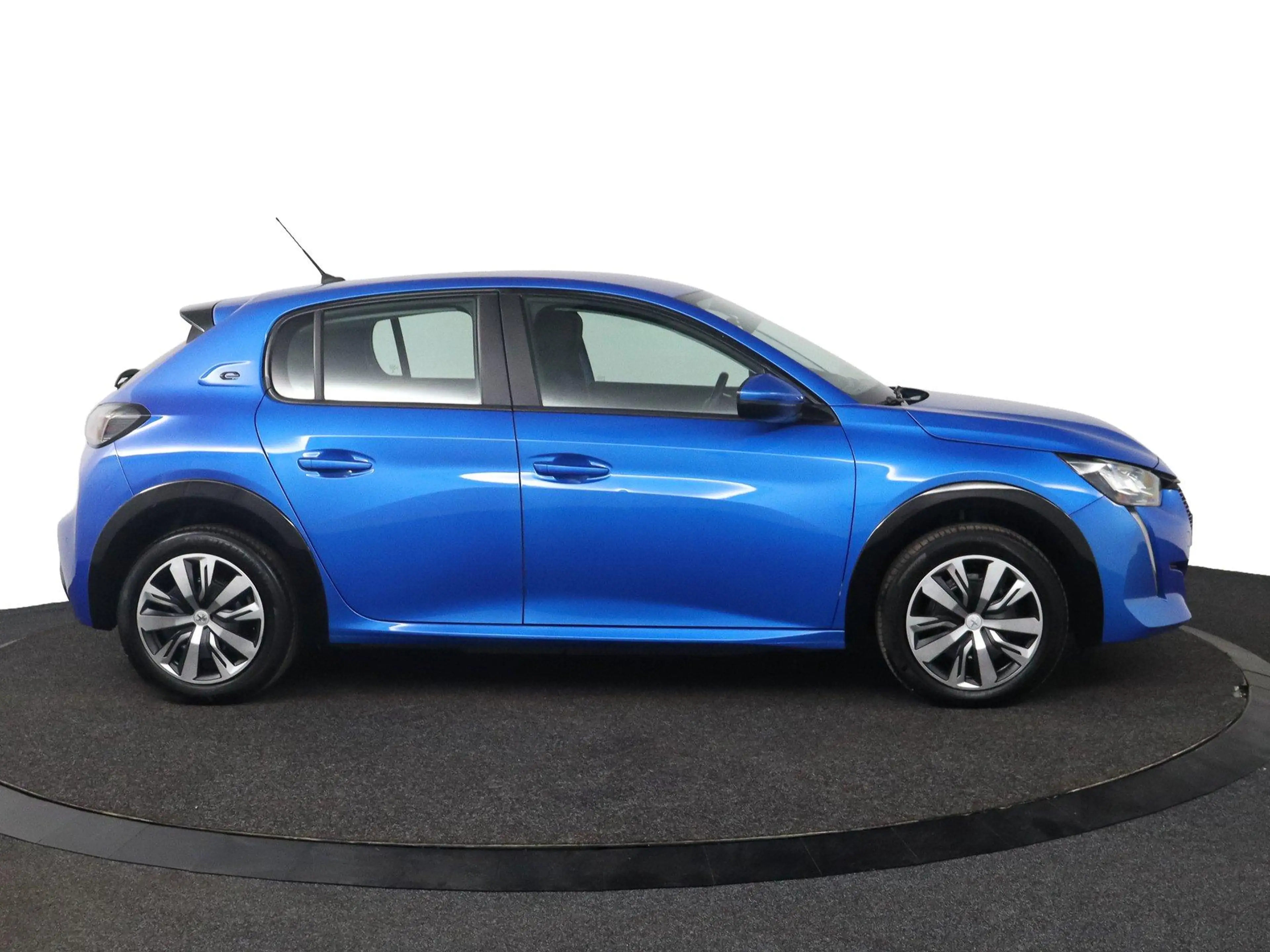 Peugeot e-208 EV Active Pack 50 kWh |Carplay — photo 10