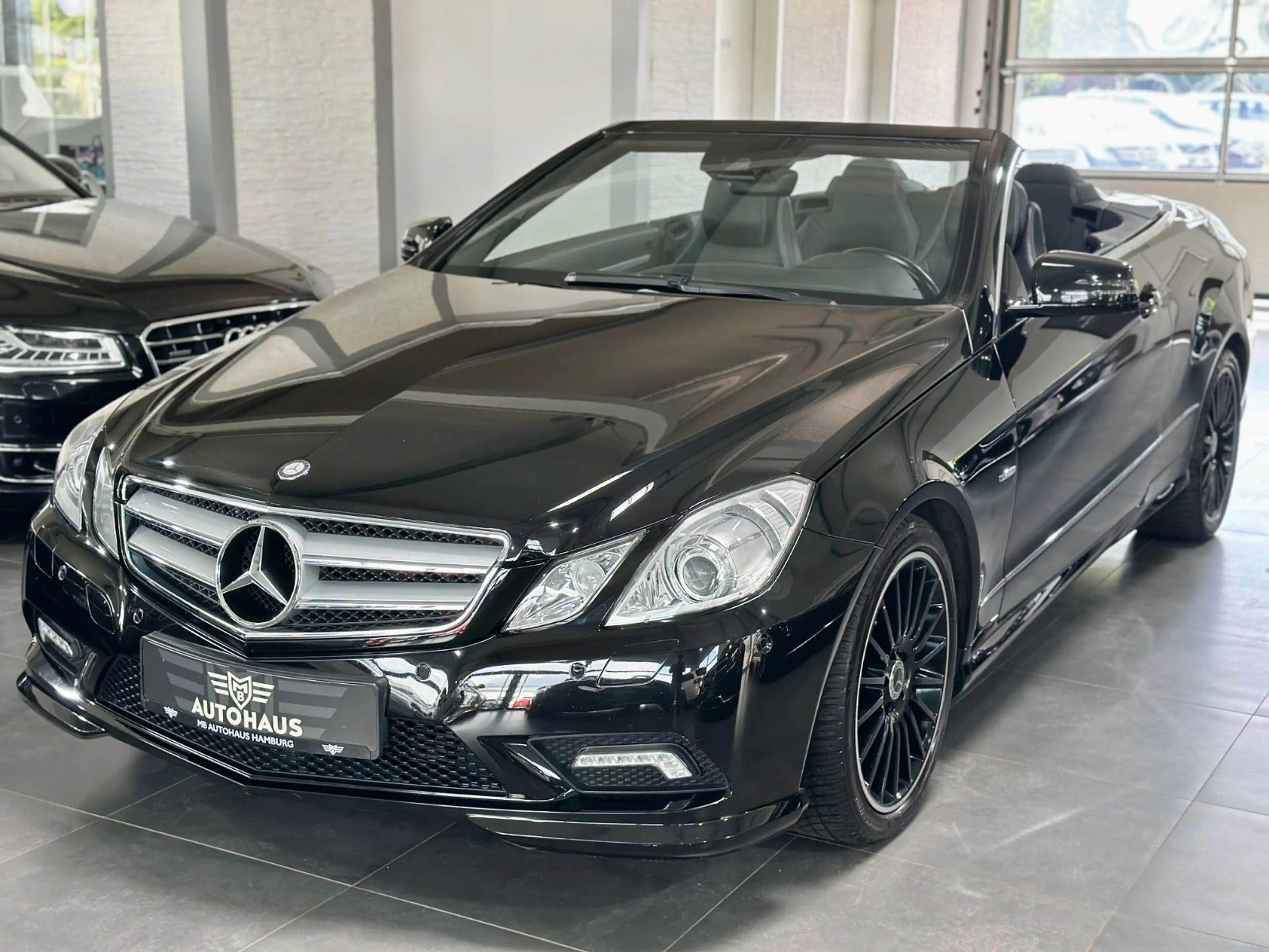 Mercedes-Benz E 250 CGI Cabrio,BlueEffi,AMG-Paket,LED,VOLL,TOP — photo 6