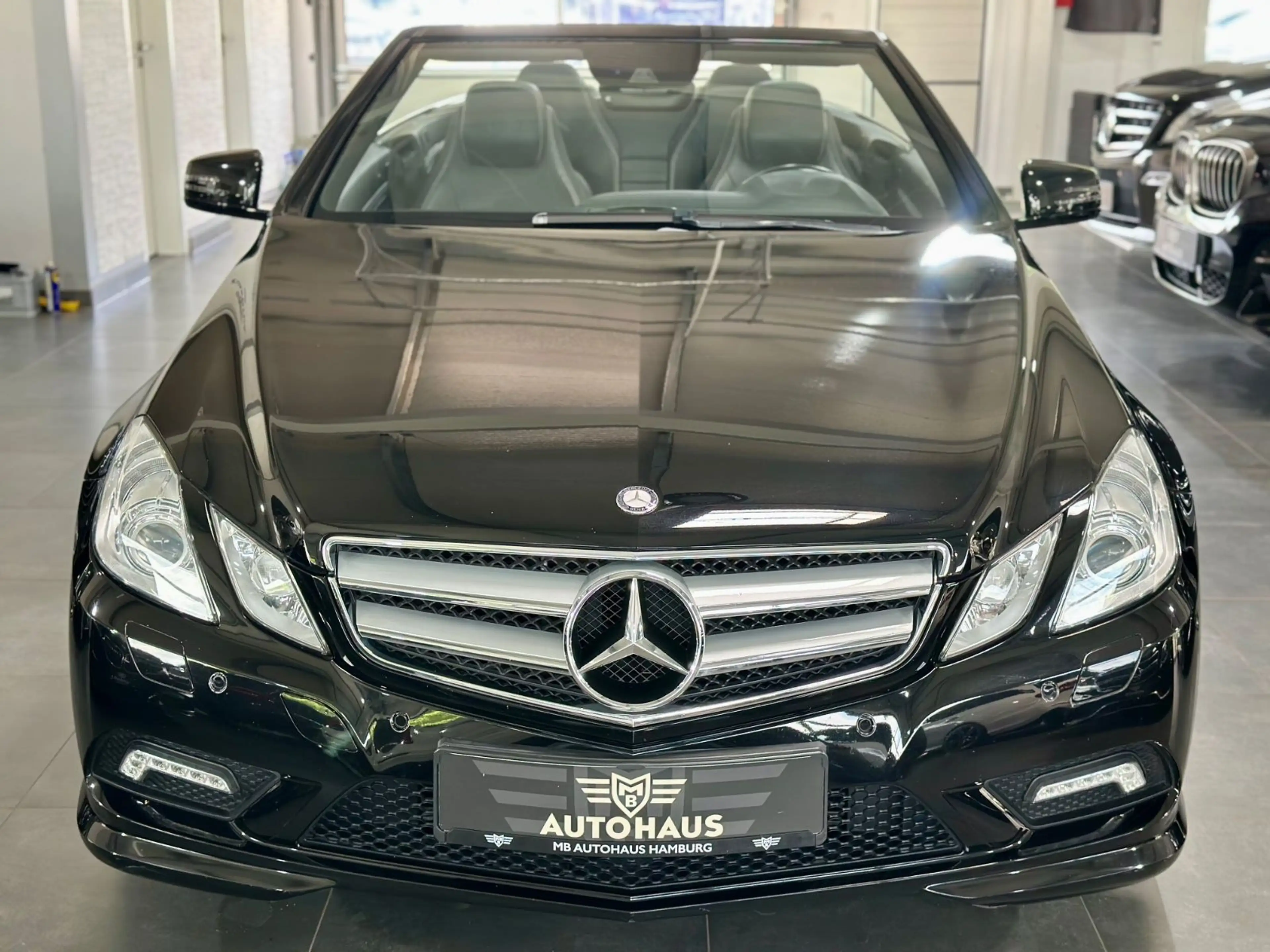Mercedes-Benz E 250 CGI Cabrio,BlueEffi,AMG-Paket,LED,VOLL,TOP — photo 3