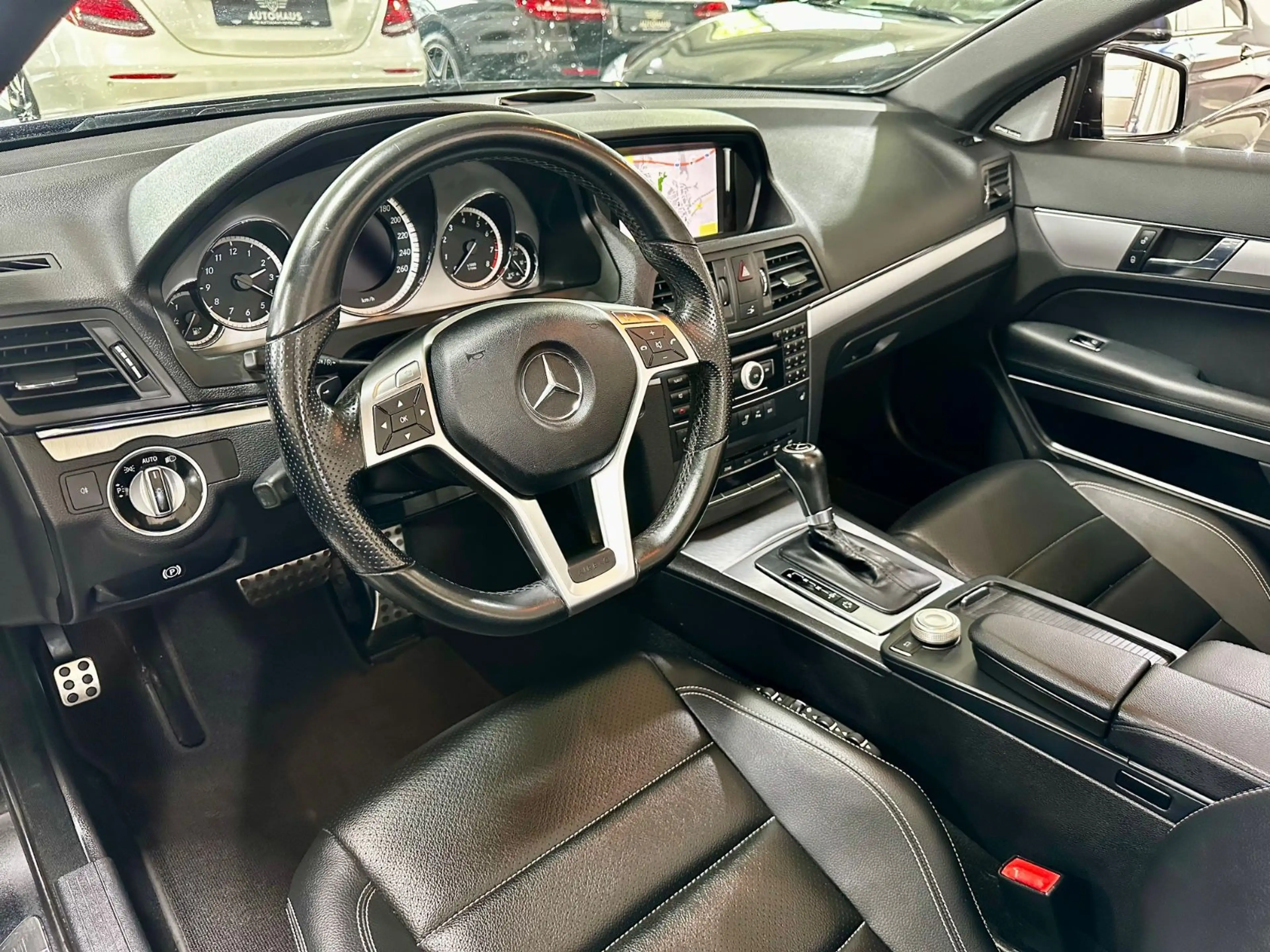 Mercedes-Benz E 250 CGI Cabrio,BlueEffi,AMG-Paket,LED,VOLL,TOP — photo 8