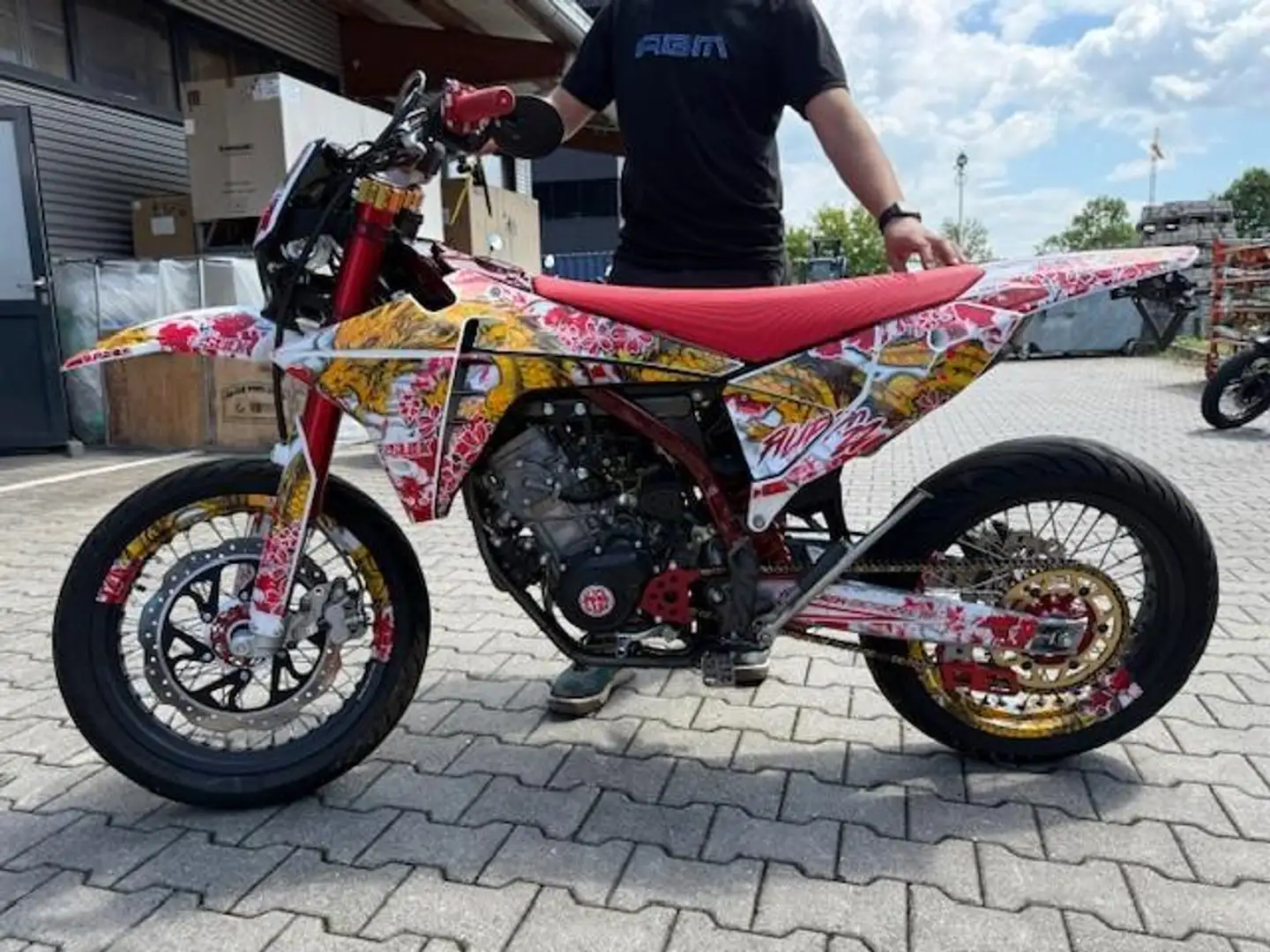Fantic 125M XMF 125 Motard Competition  Dt. Mod 2024 Unfall - 2
