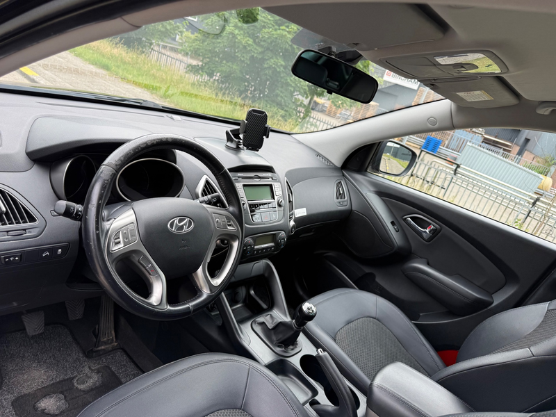 Hyundai iX35 2.0i Active — photo 6
