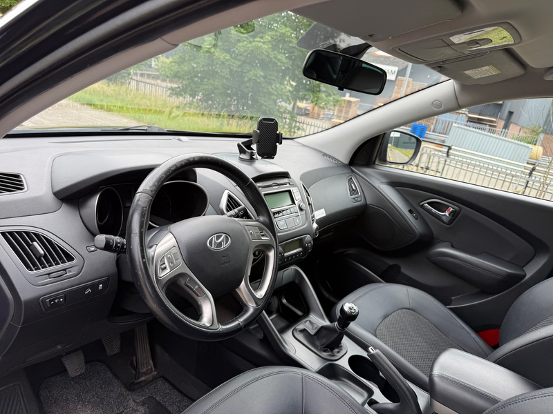 Hyundai iX35 2.0i Active — photo 8
