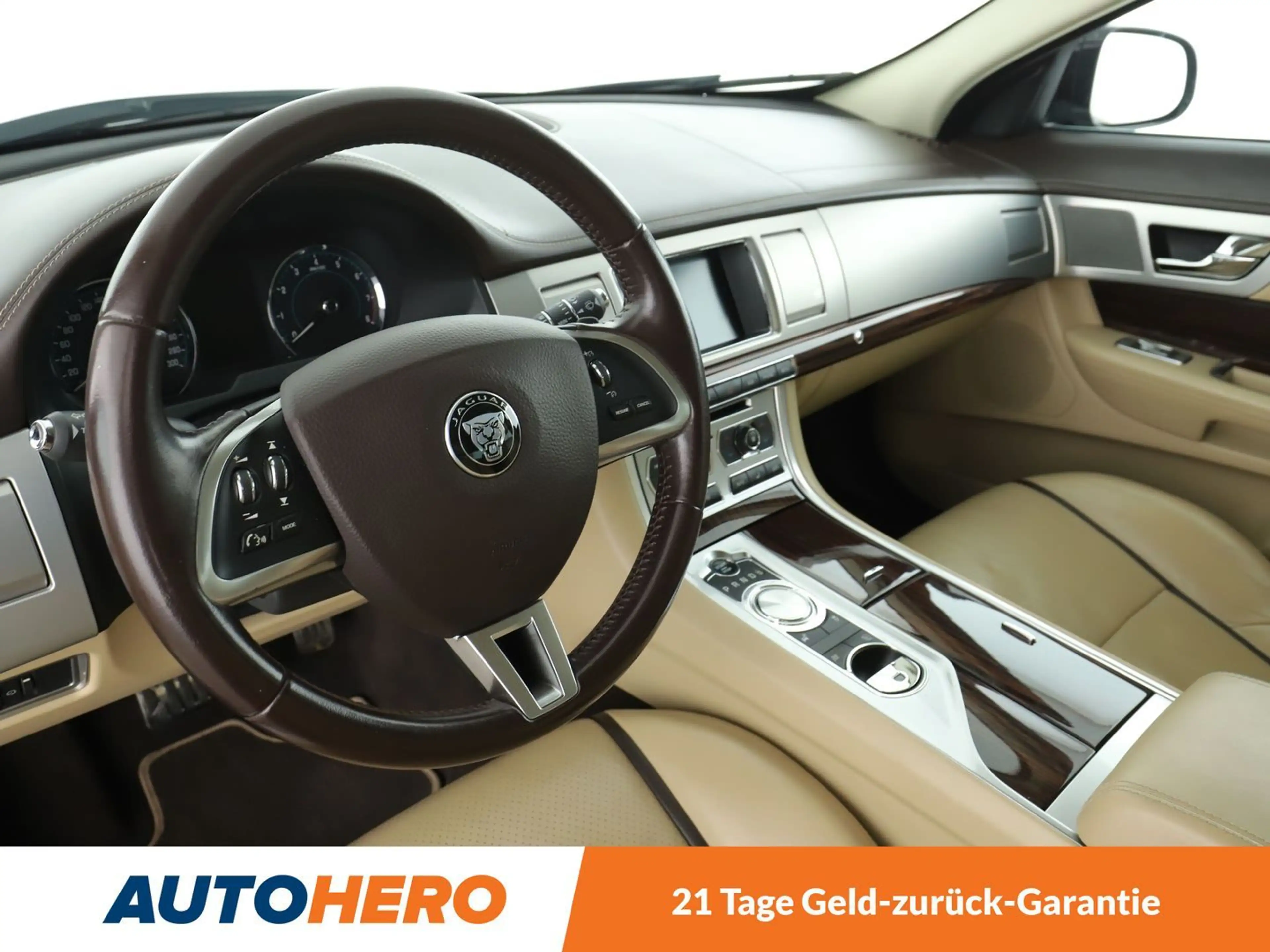 Jaguar XF 3.0 V6 Kompressor AWD Aut.*NAVI*TEMPO*PDC* — photo 11