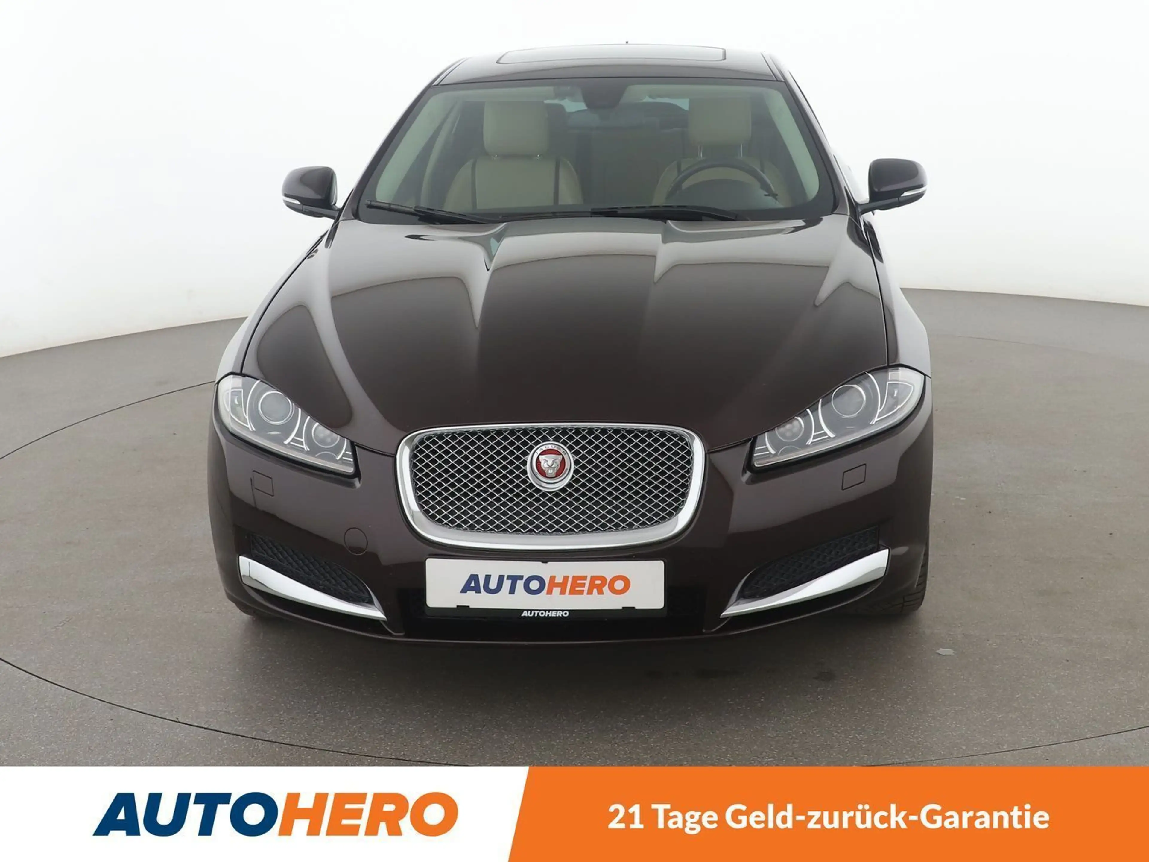 Jaguar XF 3.0 V6 Kompressor AWD Aut.*NAVI*TEMPO*PDC* — photo 9