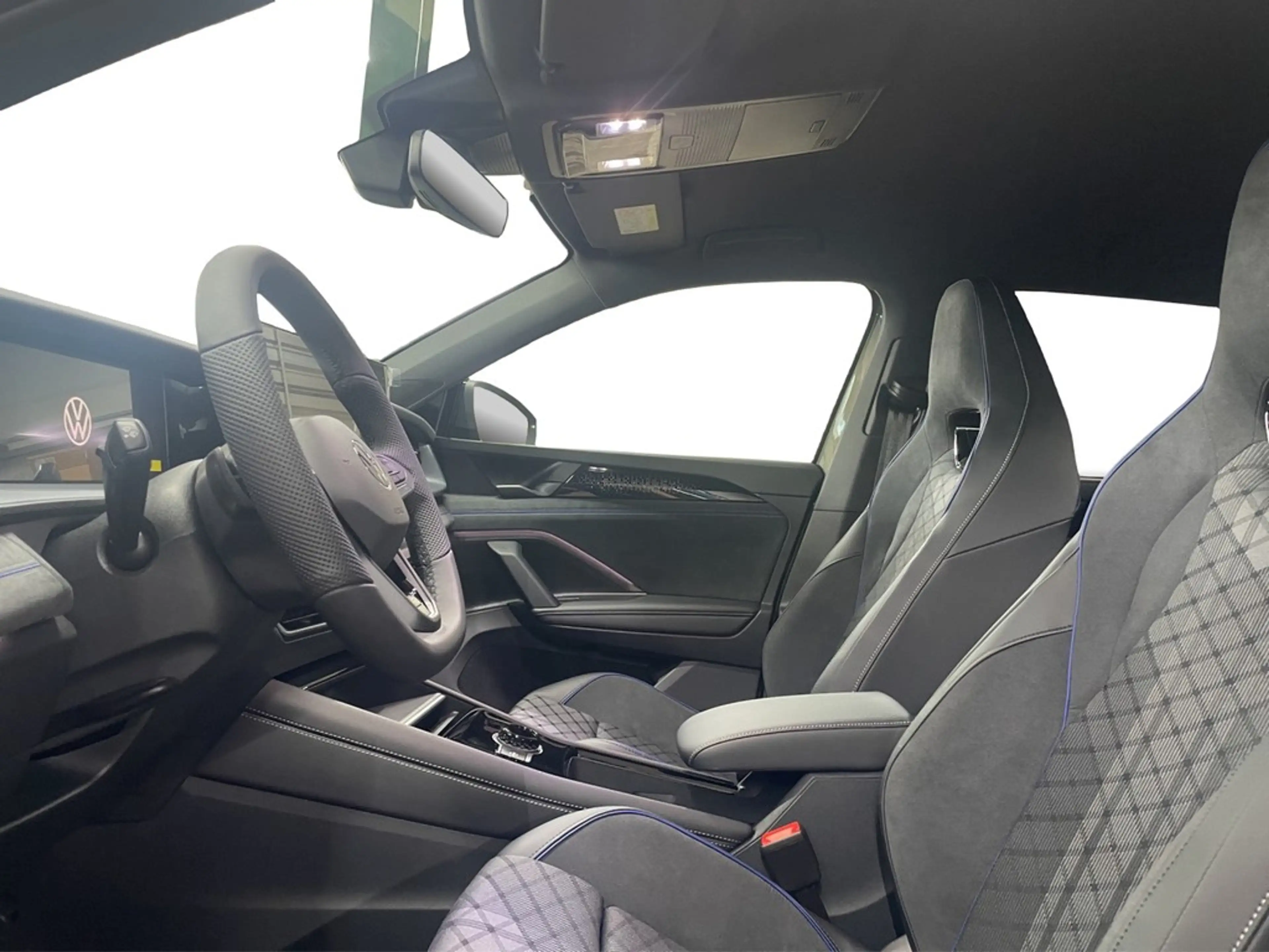 Volkswagen Tayron 2.0 TSI DSG 4Motion R-Line DCC AHK*IQ-LIGHT*NAV... — photo 14