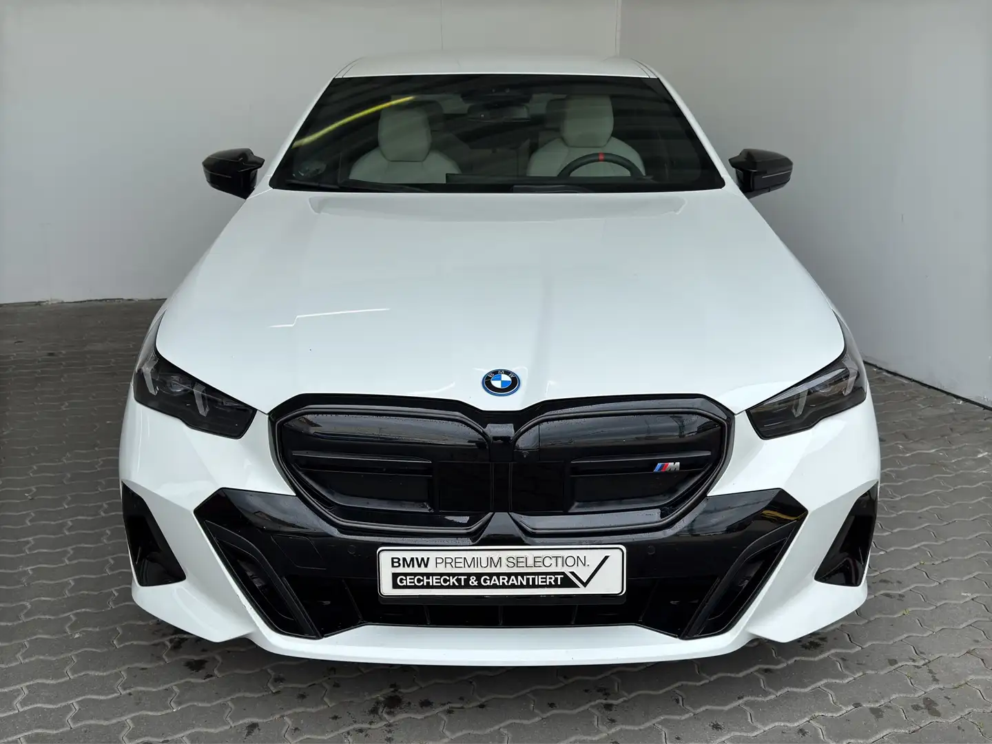 BMW i5 M60 xDrive Lim. LiveCock.AHK.LED.ParkAss.SHZ Blanc - 1