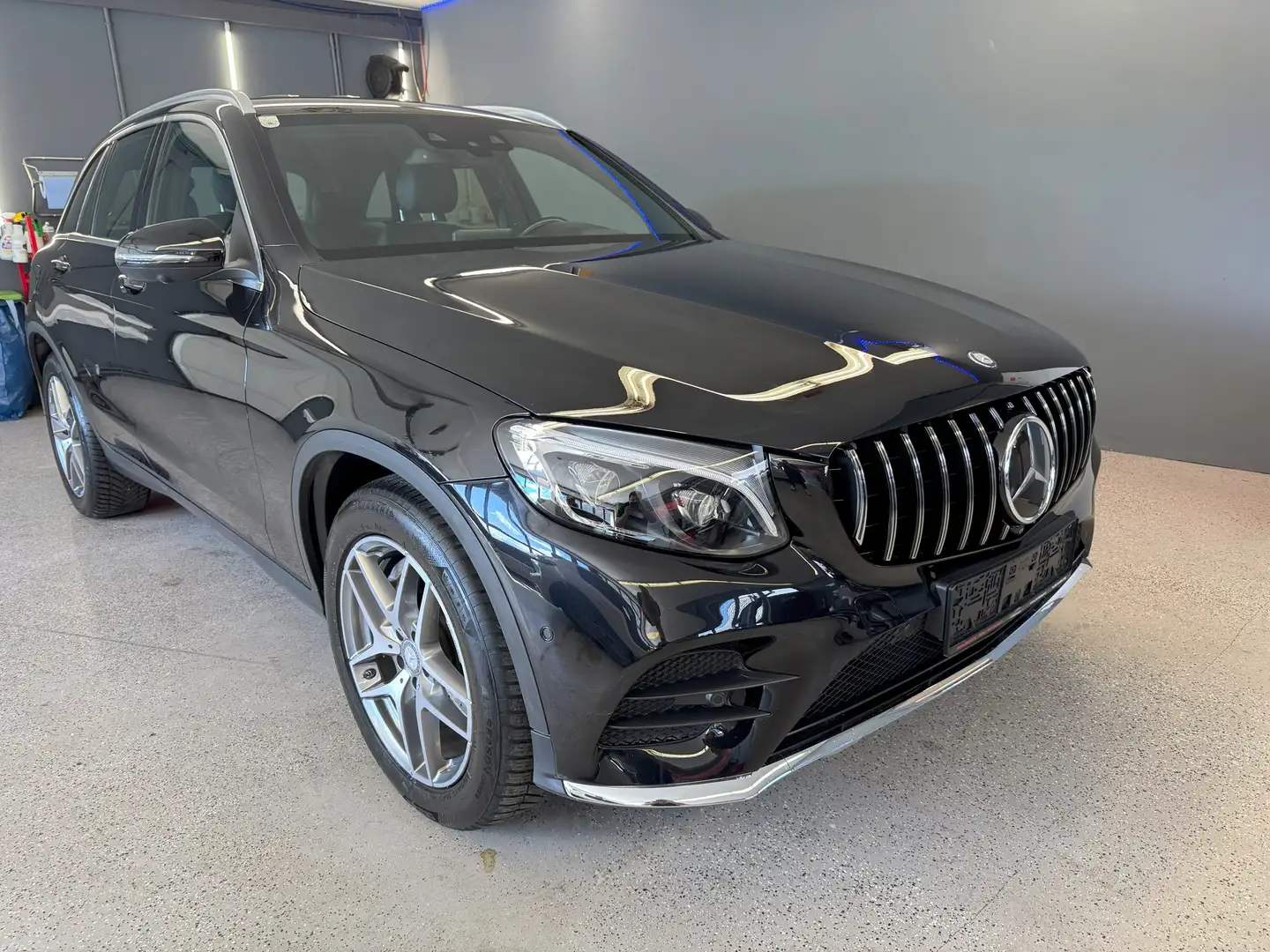 Mercedes-Benz GLC 250 GLC 250 d 4Matic (253.909) Schwarz - 1