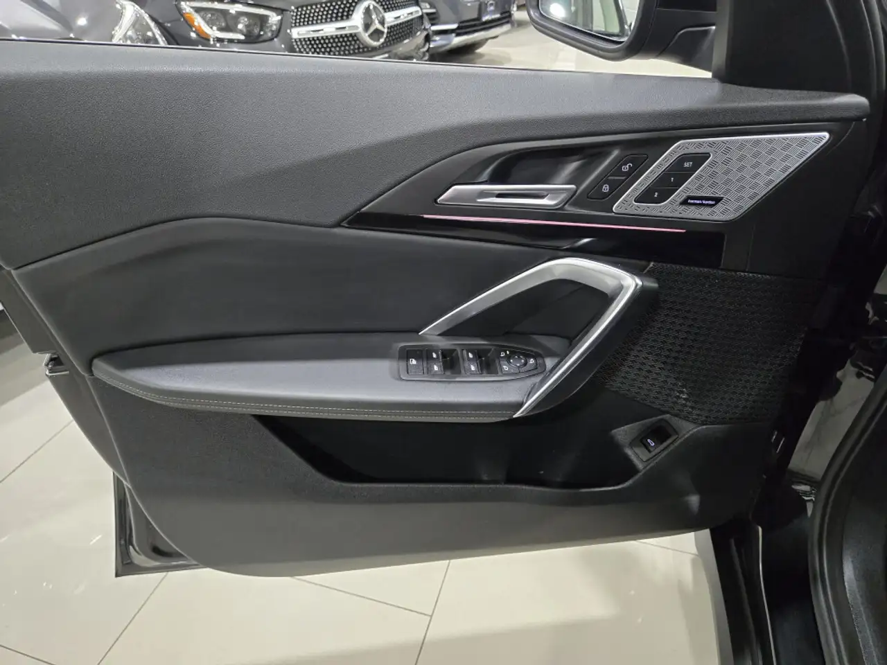 BMW X1 снимка BMW X1
