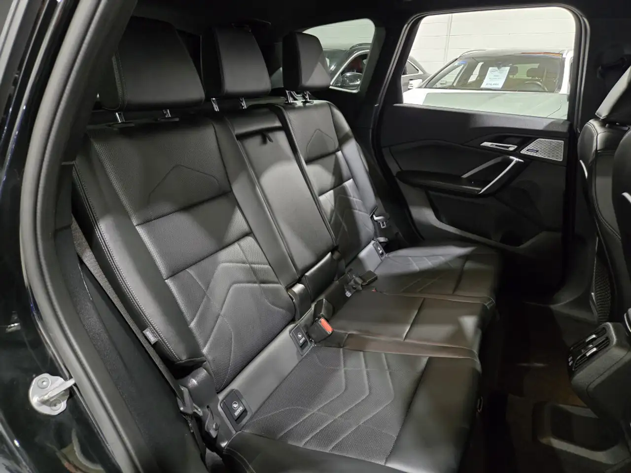 BMW X1 снимка BMW X1