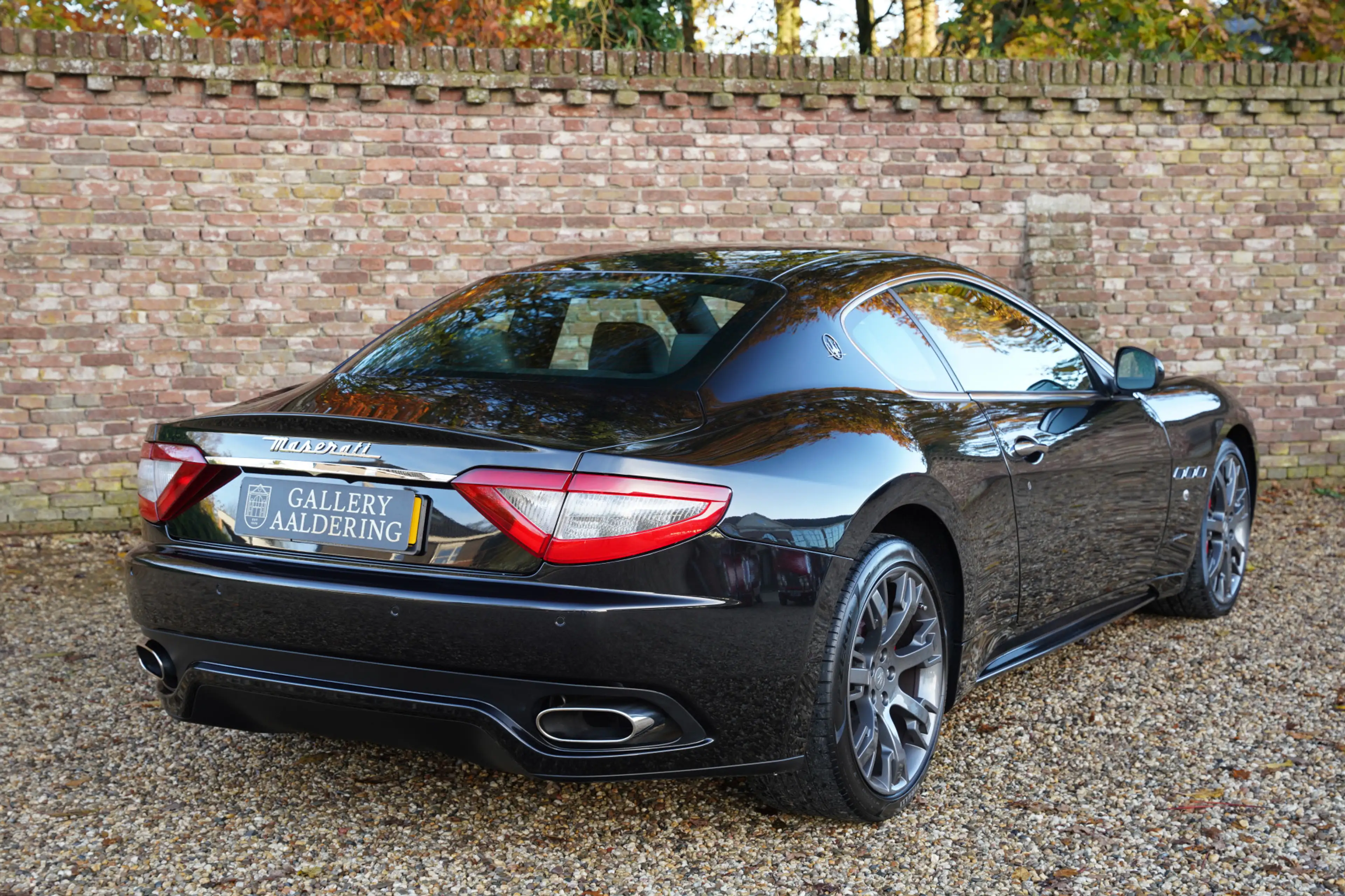 Maserati GranTurismo 4.7 S Off-Maserati dealer and specialist serviced, — photo 2