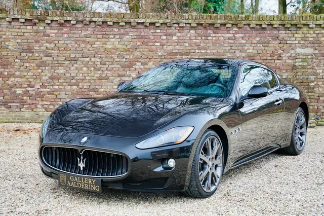 Maserati GranTurismo 4.7 S Off-Maserati dealer and specialist serviced,
