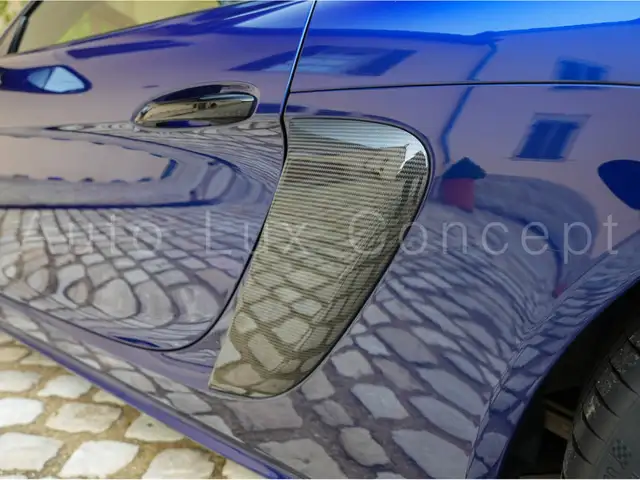Porsche 718 Cayman view 11