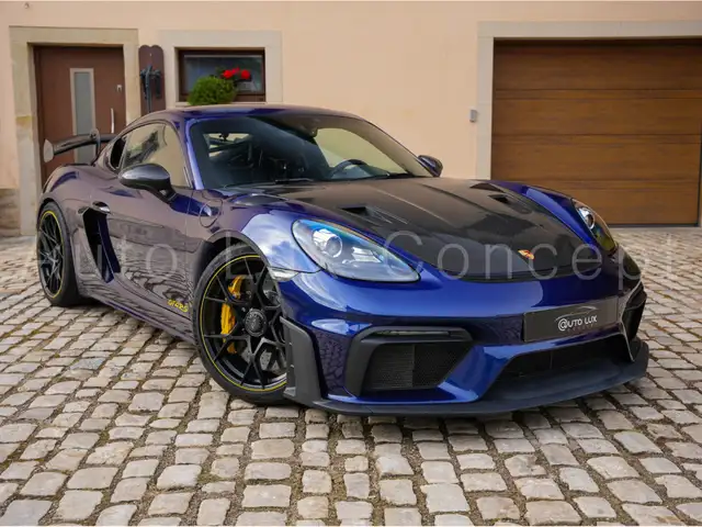 Porsche 718 Cayman view 2