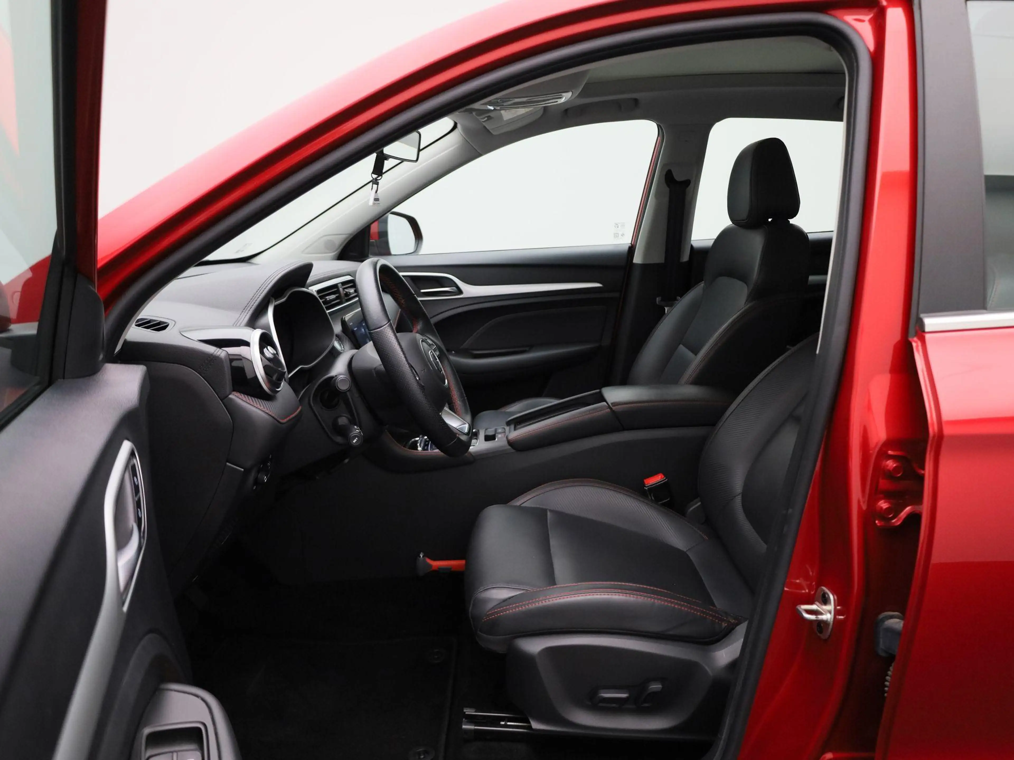 MG ZS EV Long Range Luxury 70 kWh | 1e-EIG. | SoH 96,78% — photo 10