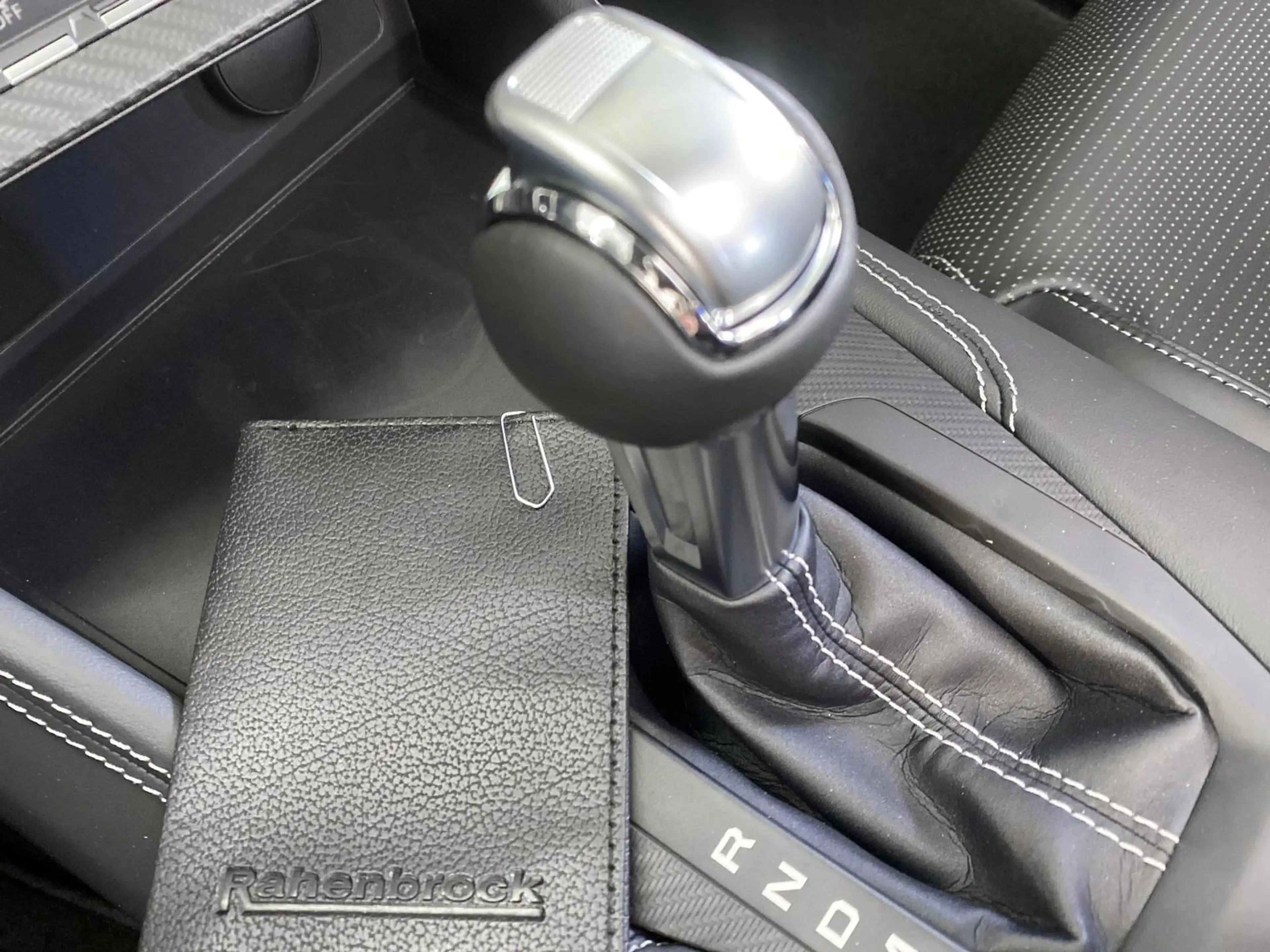 Ford Mustang Convertible 5.0 V8 - MAGNERIDE — photo 5