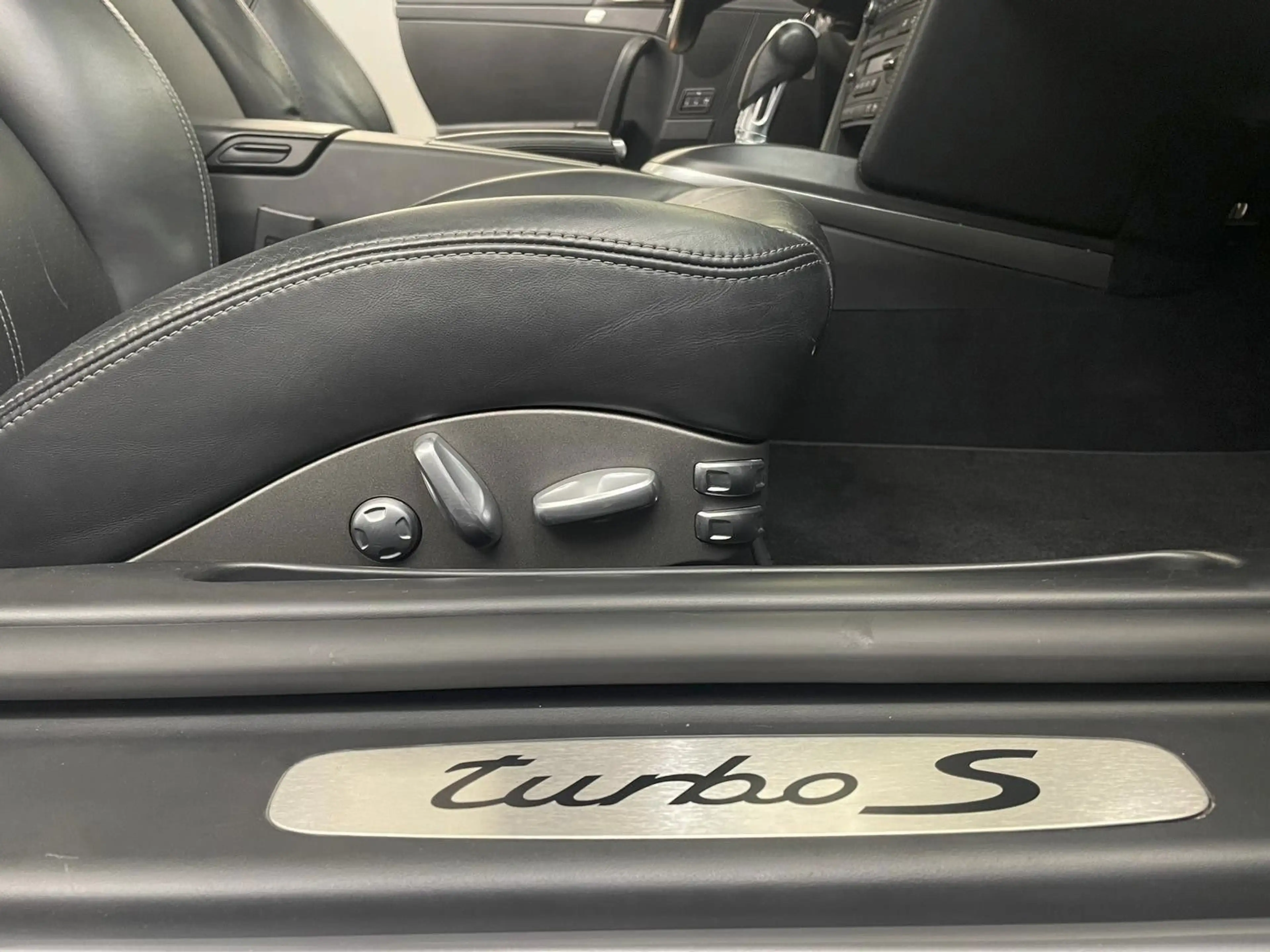 Porsche 997 Turbo S Coupe*GT-SILVER*SCHECKHEFT*TOP — photo 15