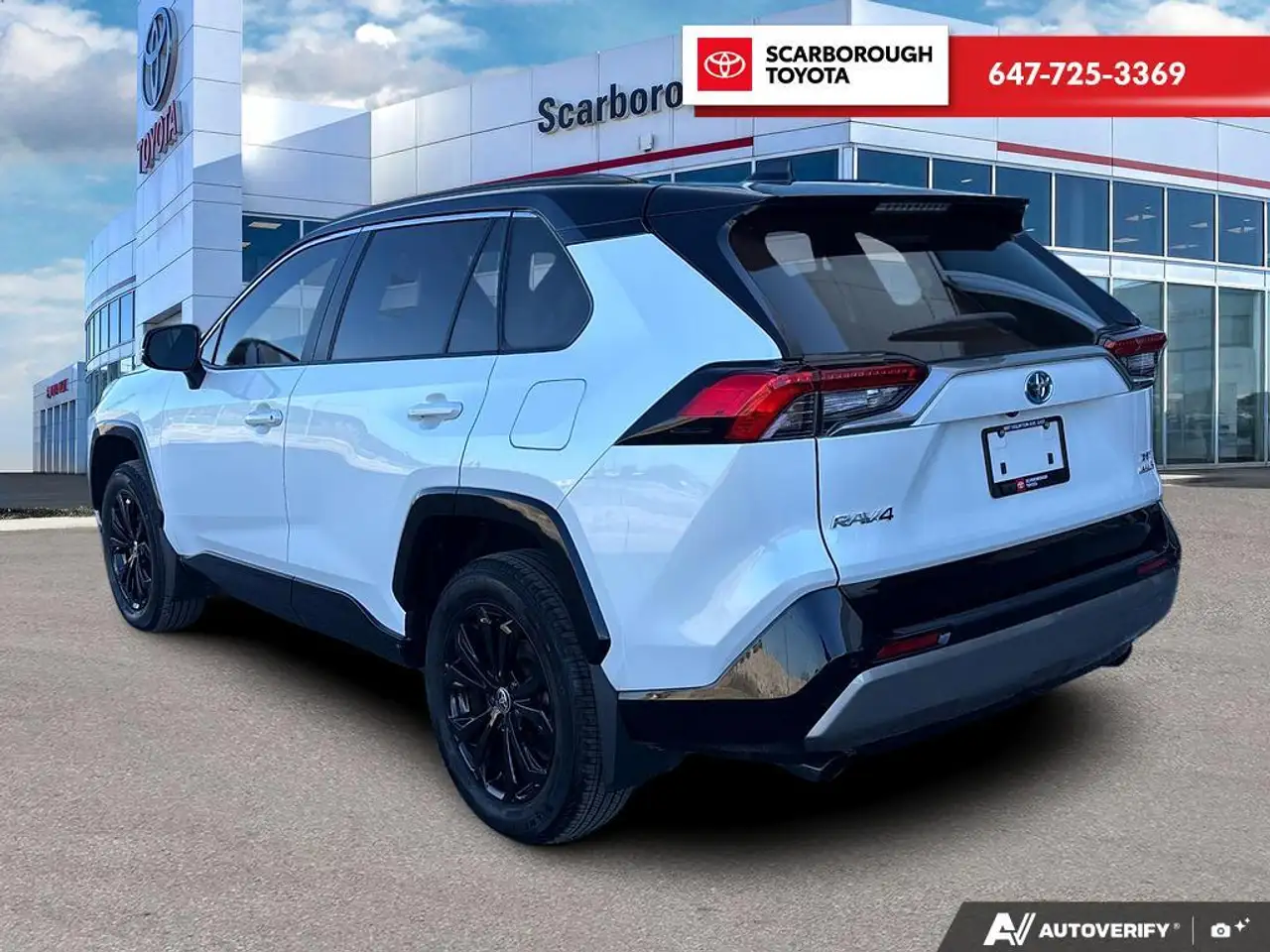 Toyota RAV 4 снимка Toyota RAV 4