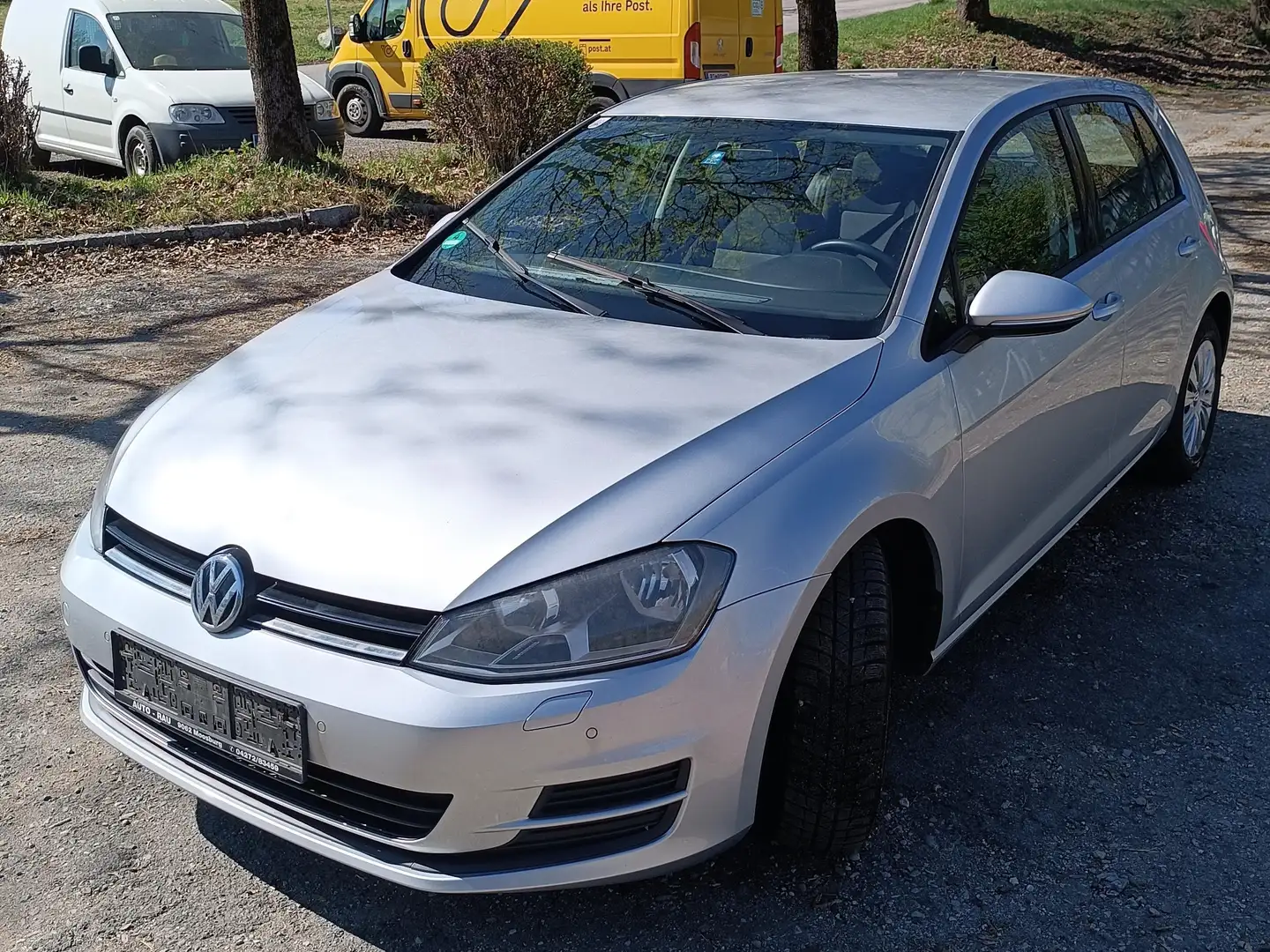 Volkswagen Golf Golf Trendline 1,6 BMT TDI DPF Trendline Silber - 1