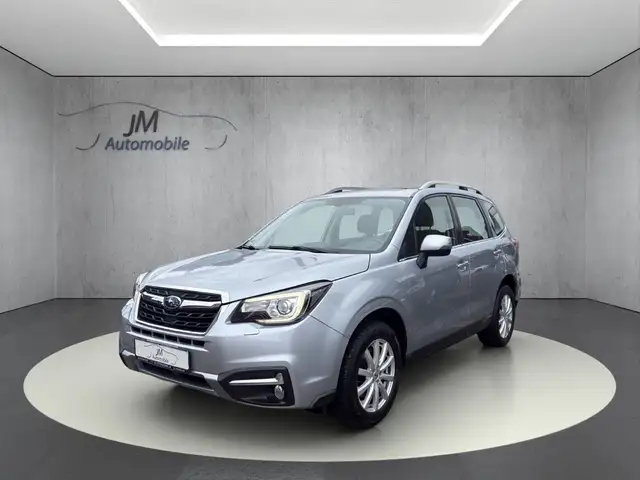 Subaru Forester view 3