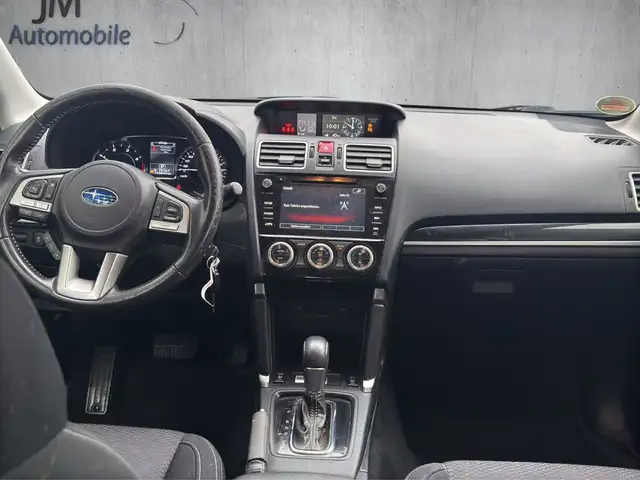 Subaru Forester view 14