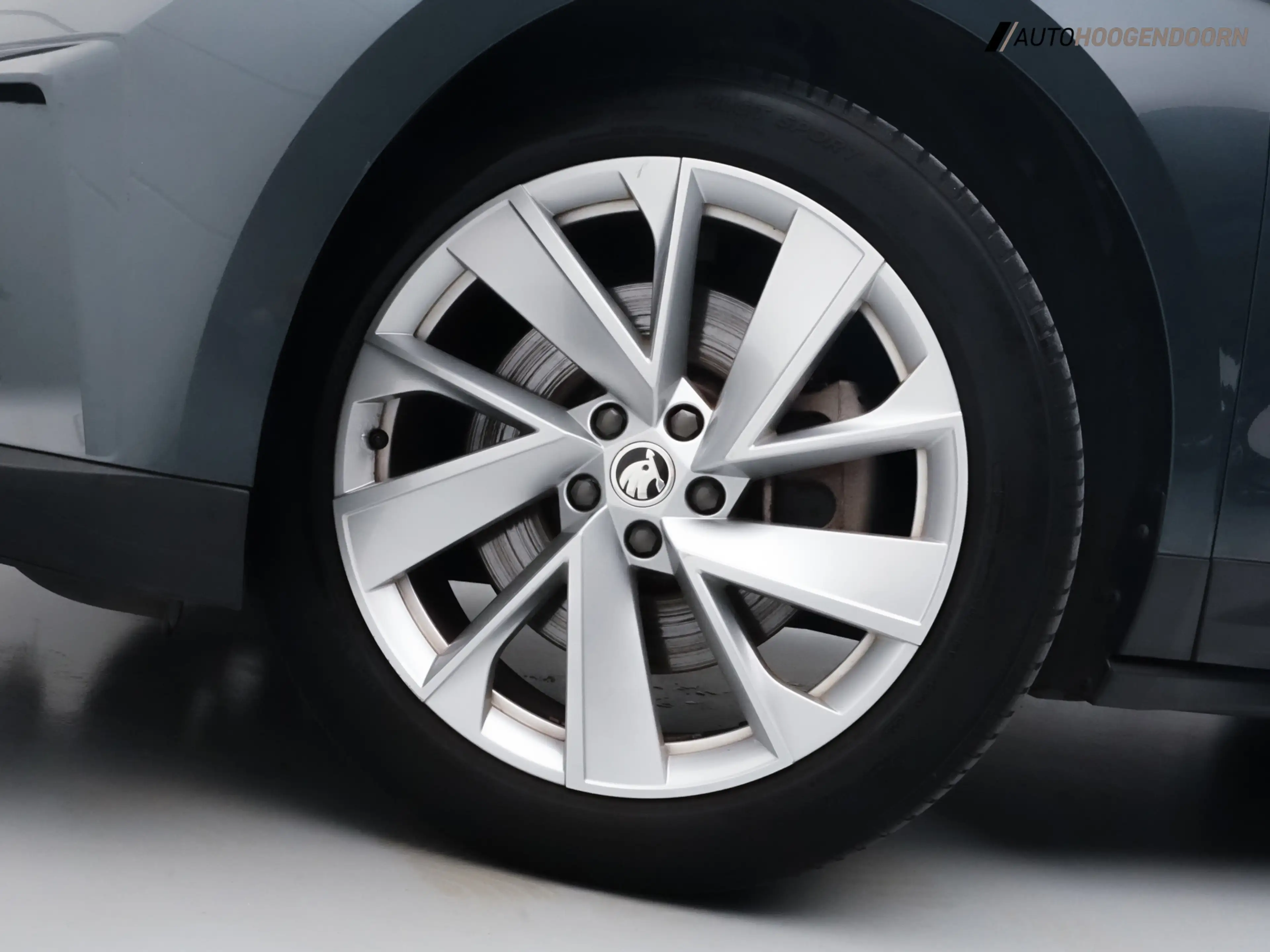 Skoda Enyaq iV 80 Sport SoH 93% (APPLE CARPLAY,PANORAMADAK,CAM — photo 9
