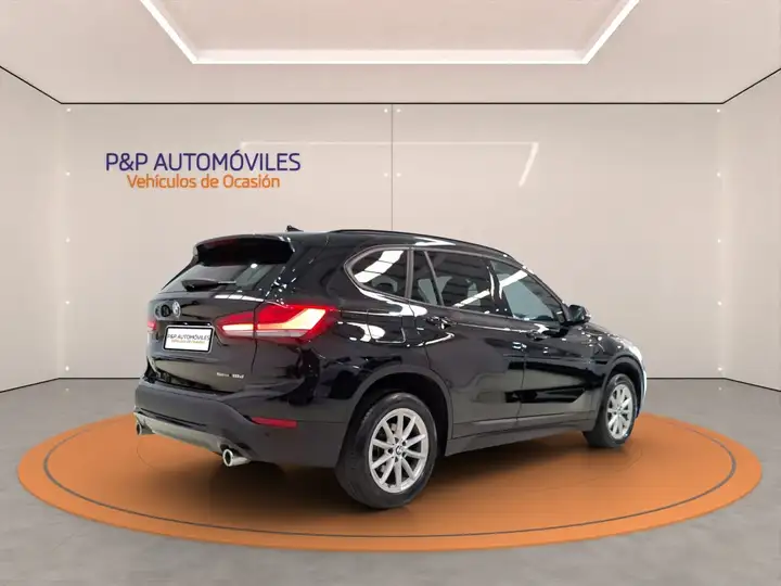 BMW X1 sDrive18dA Corporate 2021, foto 5