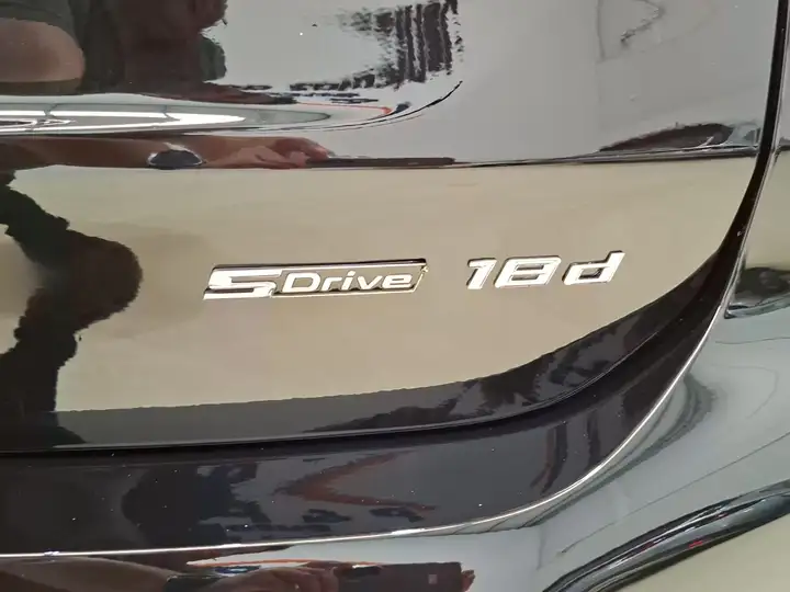 BMW X1 sDrive18dA Corporate 2021, foto 13