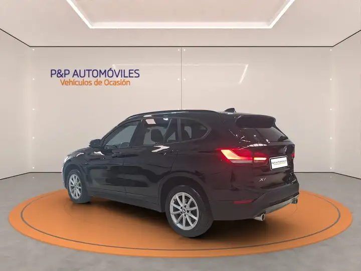 BMW X1 sDrive18dA Corporate 2021, foto 7