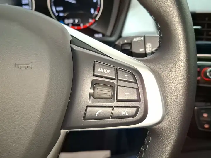 BMW X1 sDrive18dA Corporate 2021, foto 21