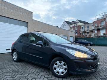 308 95 VTi / 12 Maanden Garantie /Weinig Kilometer