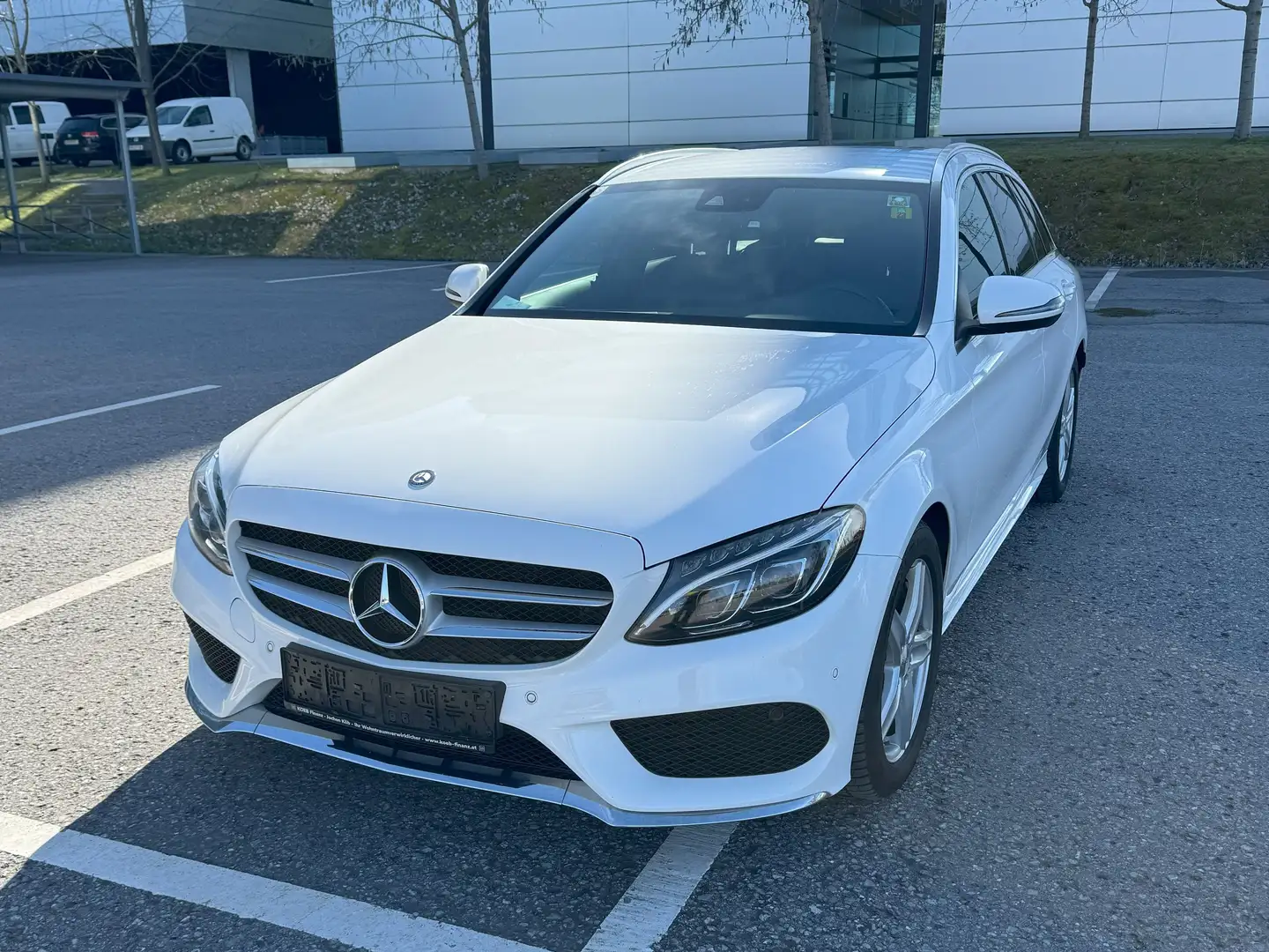 Mercedes-Benz C 250 C 250 d T AMG Line Aut. AMG Line Weiß - 1