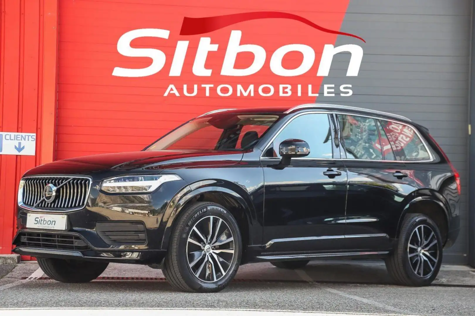 Volvo XC90 B5 AWD Micro-Hybride Diesel 235 BVA Geartronic Momentum 7pl Noir - 1