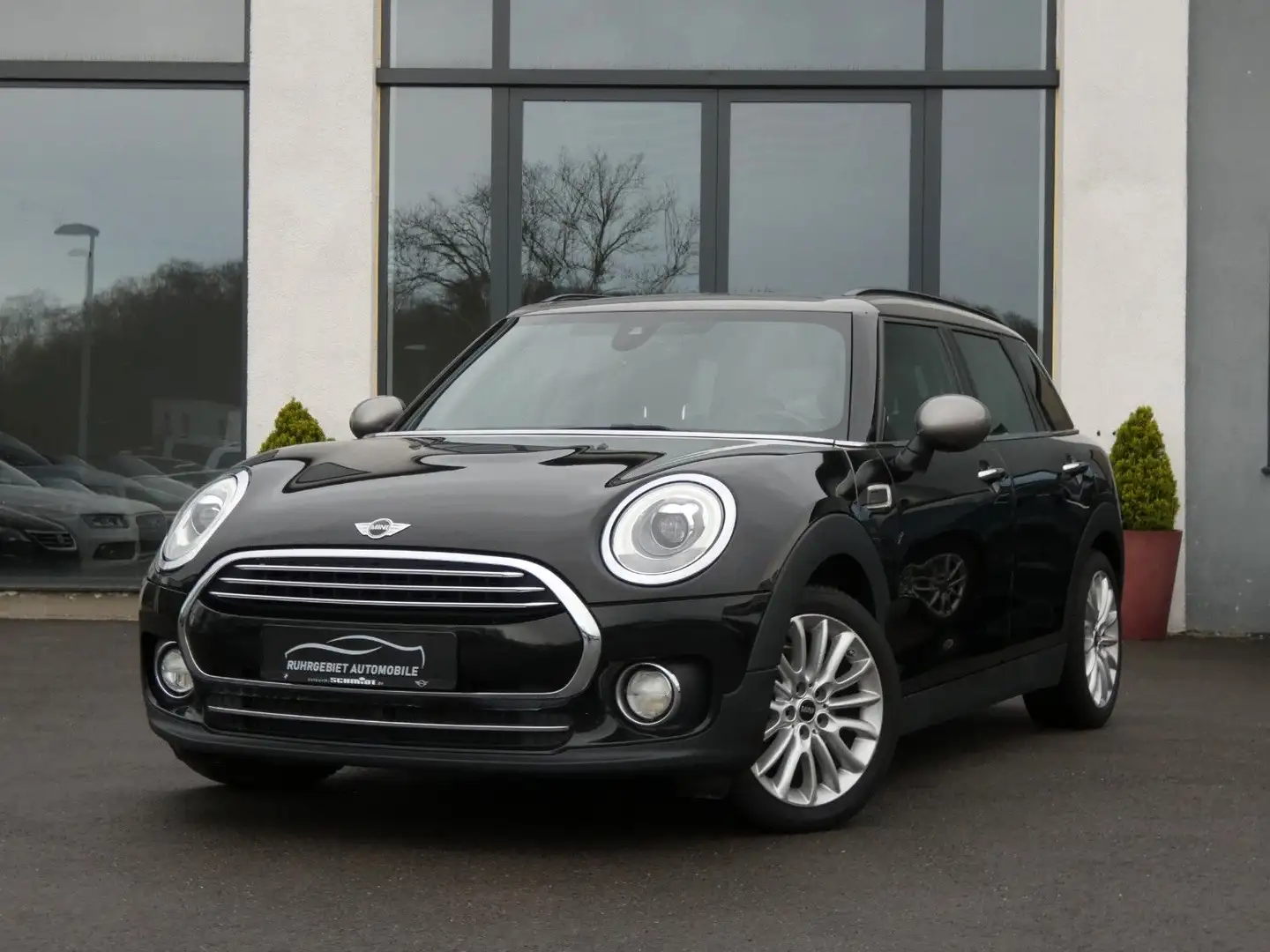 MINI Cooper D Clubman Cooper D*Navi*Panorama* Schwarz - 1
