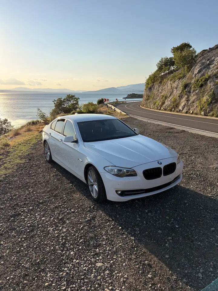 BMW 525