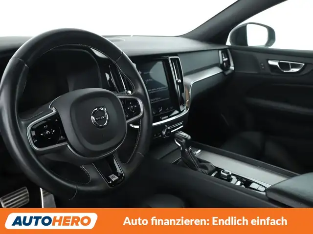 Volvo V60 view 11