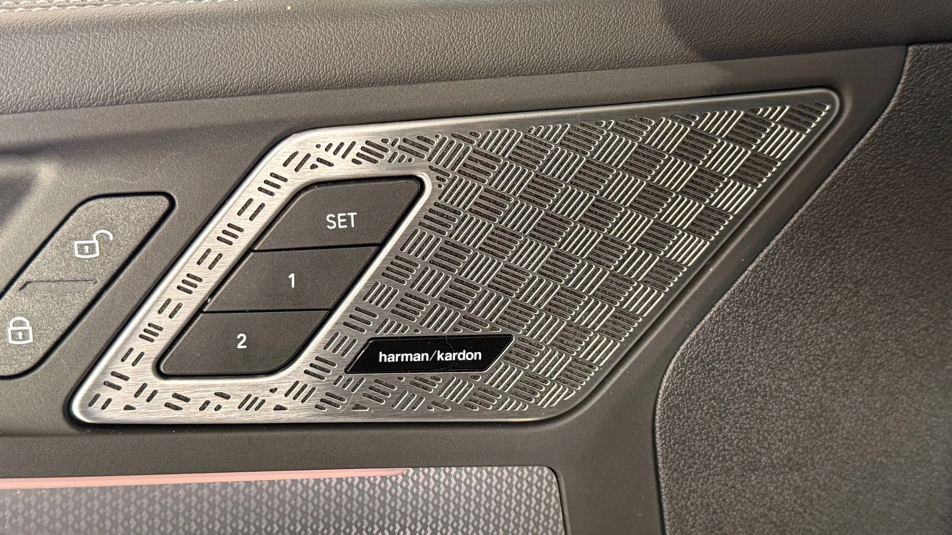 BMW 220 M-Sport panodak Headup Harman Kardon Leder 360cam int — photo 10