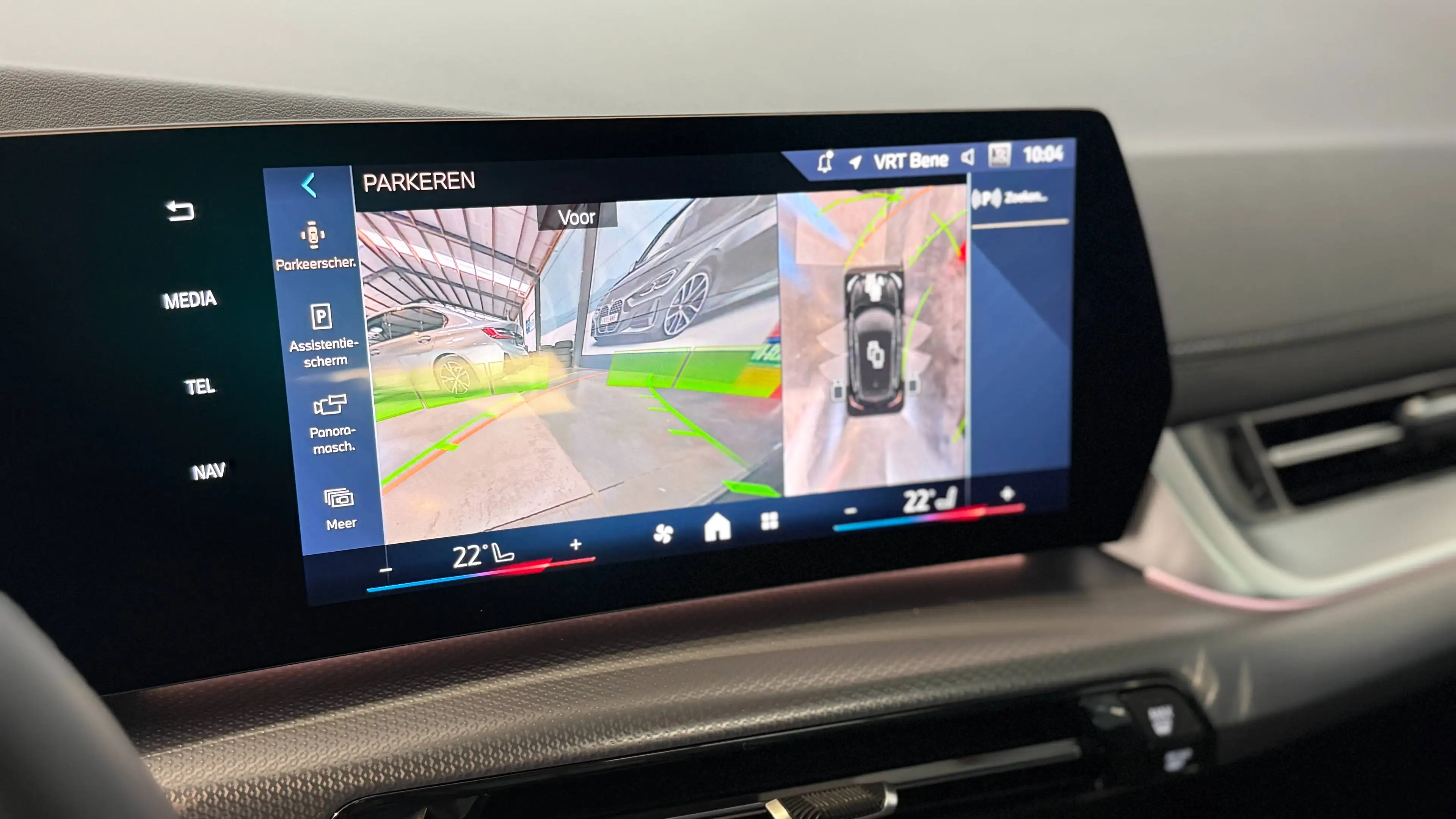 BMW 220 M-Sport panodak Headup Harman Kardon Leder 360cam int — photo 15