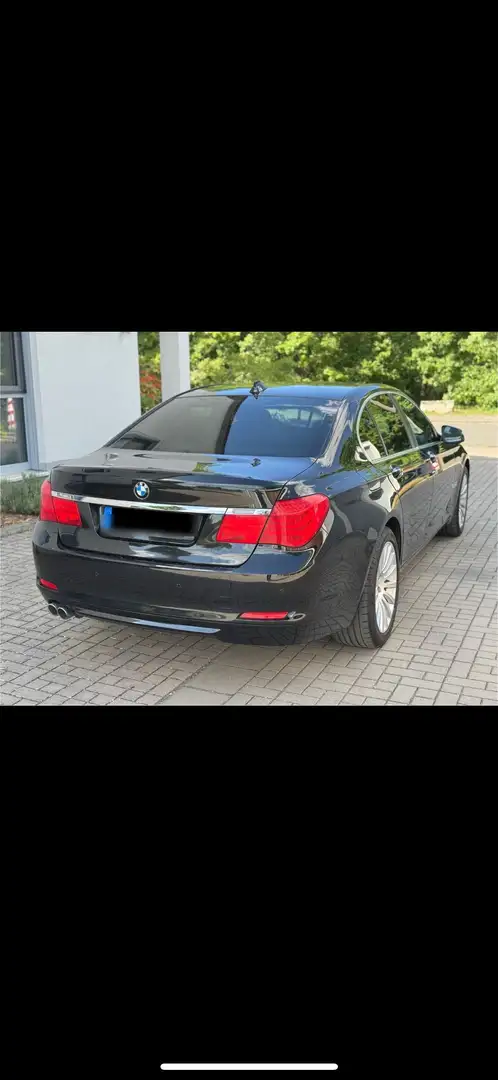 BMW 730 Schwarz - 2