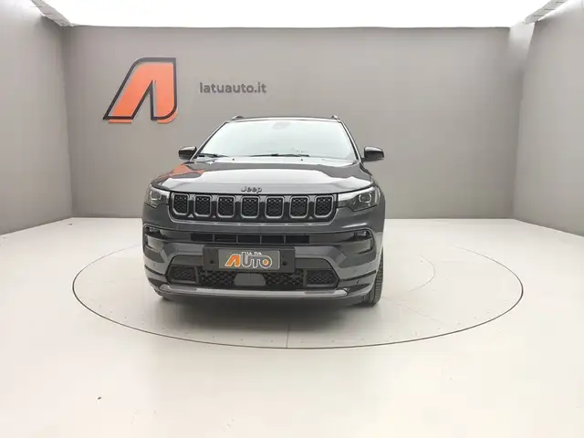 Jeep Compass view 2