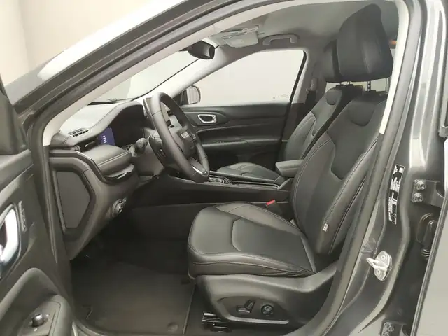 Jeep Compass view 17