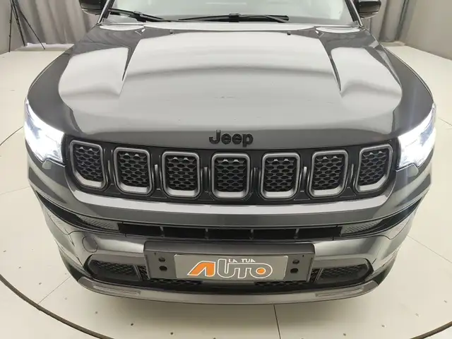 Jeep Compass view 20