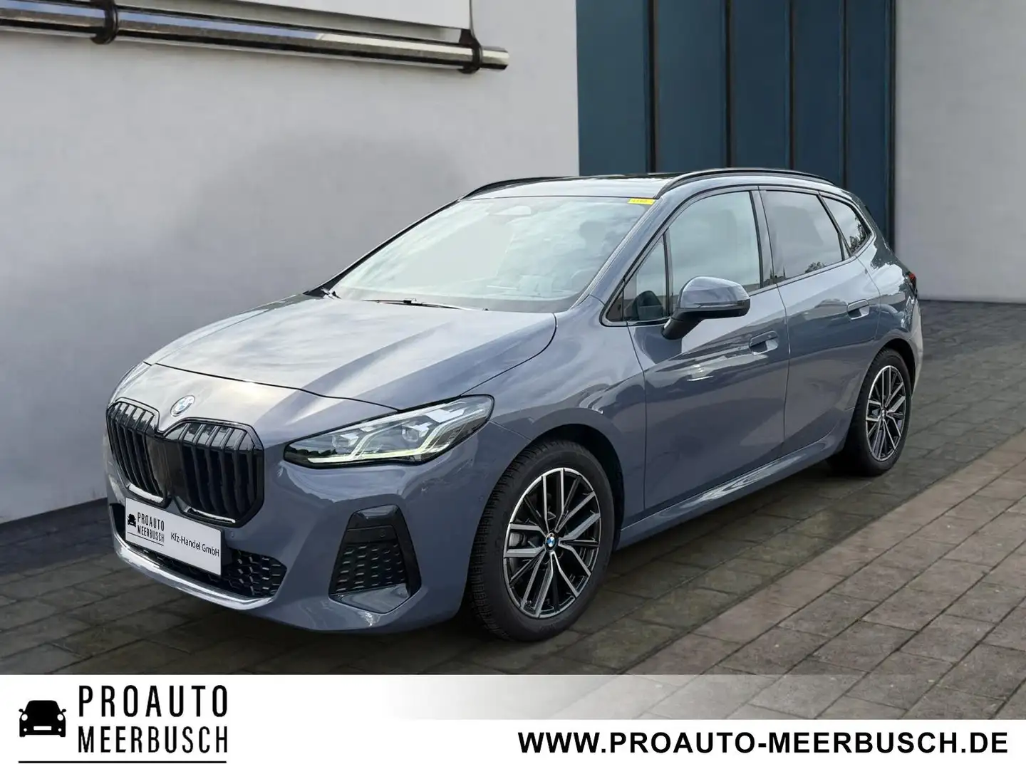 BMW 220 i Active Tourer M SPORT MEMORY/AHK/ACC/HUD/PANO Grau - 1