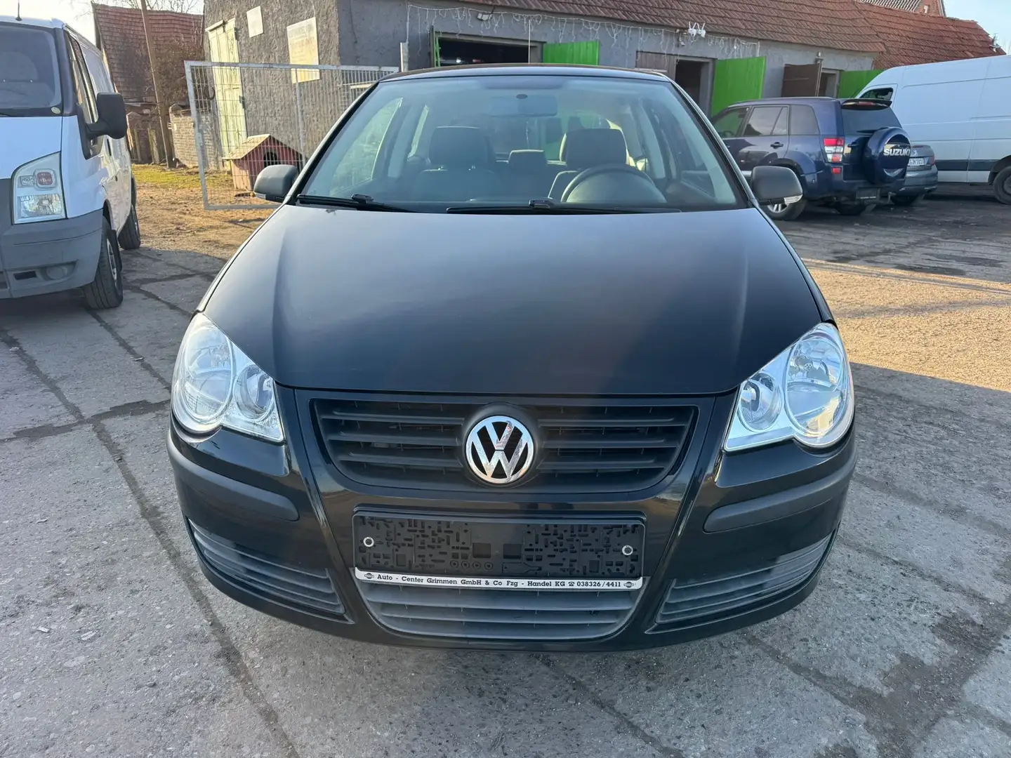 Volkswagen Polo Trendline **HU/AU NEU** Schwarz - 1