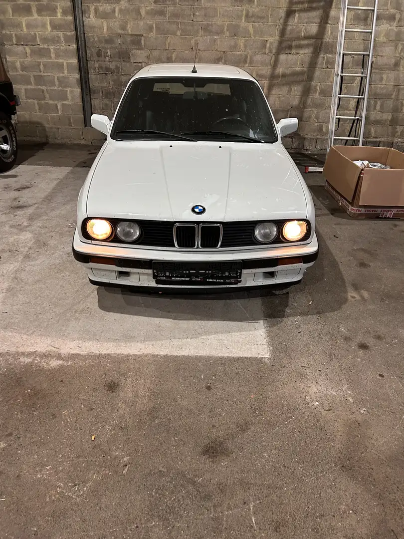 BMW 320 break 320i Білий - 2