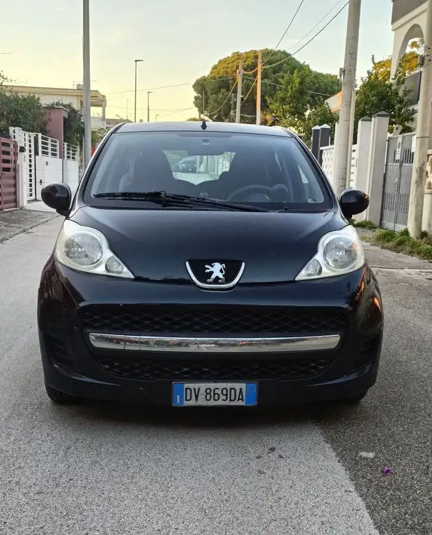 Peugeot 107 2009 из Европы — купить под ключ