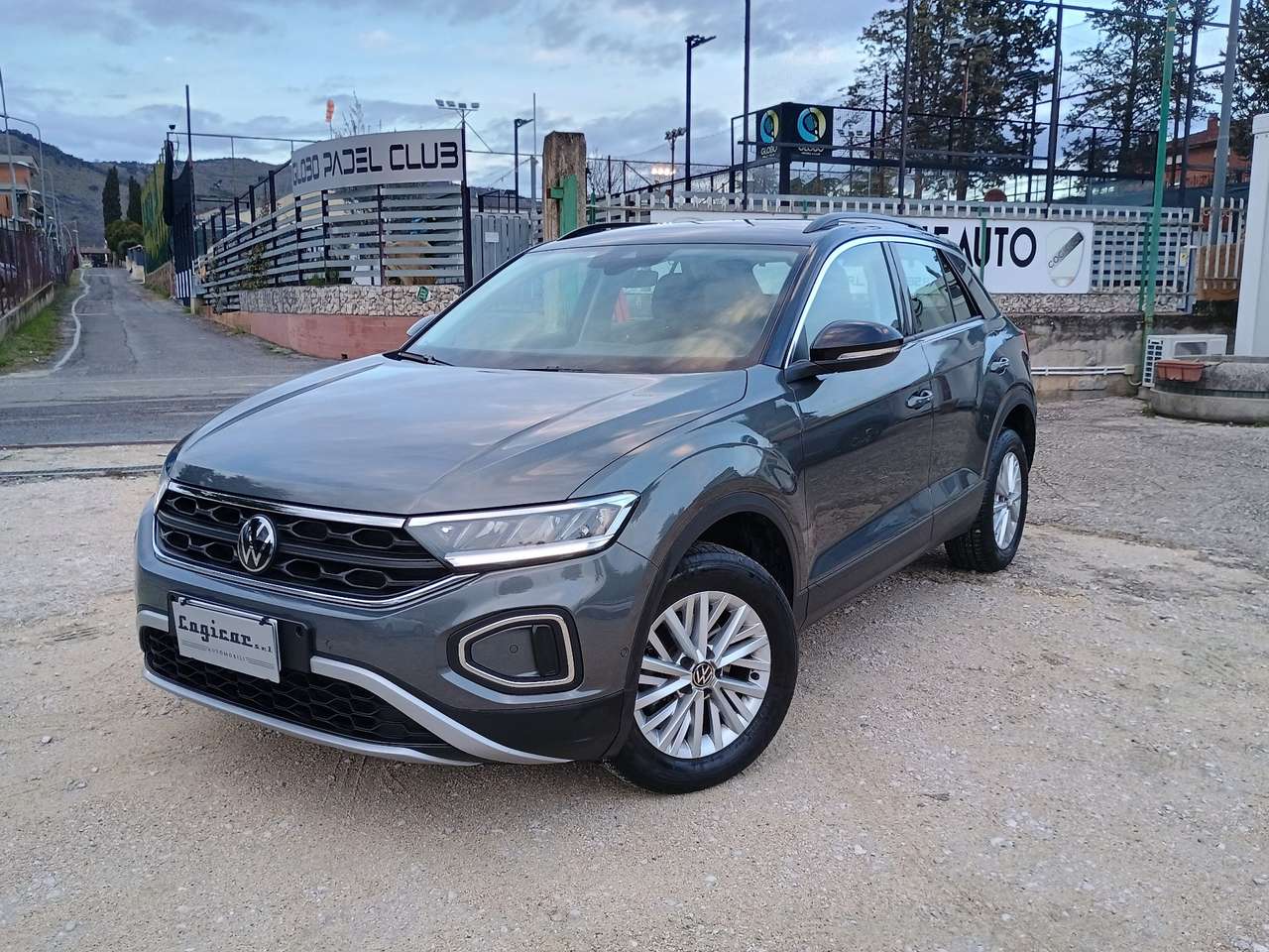 Volkswagen T-Roc 2.0 tdi Life 115cv*NAVI*PDC*BICOLOR*