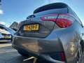 Toyota Yaris 1.5 Hybrid (100pk) Bi-Tone! Aut! Navi! Bluetooth! Gris - thumbnail 8