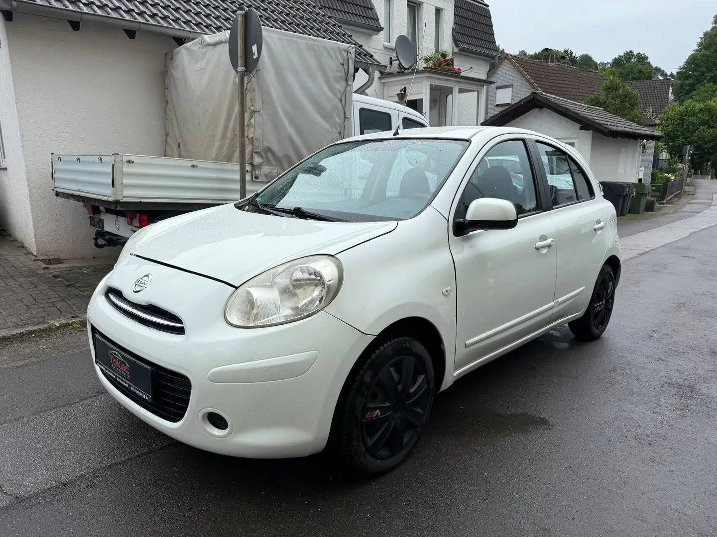 Nissan Micra Visia First*AUTOMATIK*KLIMA* Weiß - 1