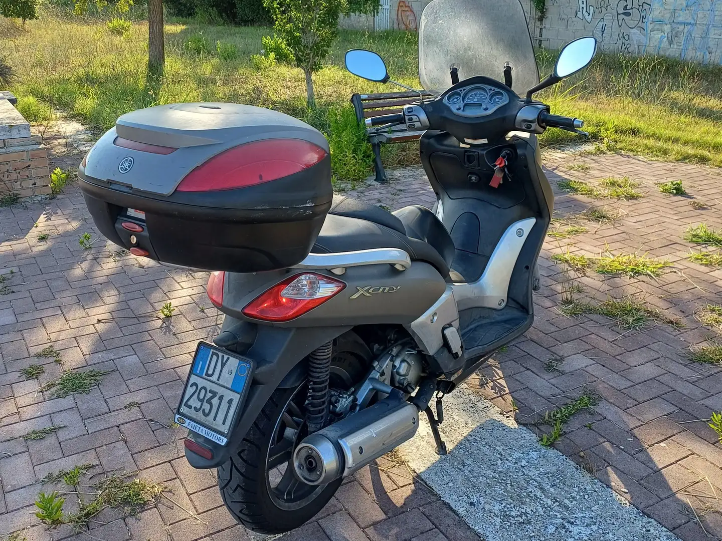 Yamaha X-City 250 Grijs - 2